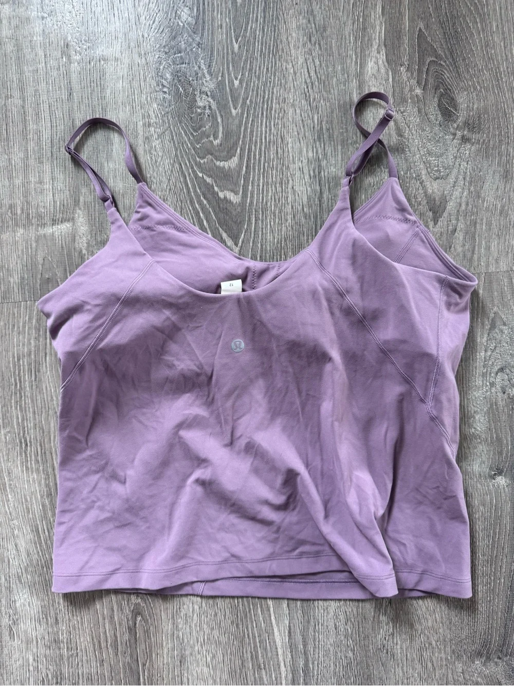 Lululemon top